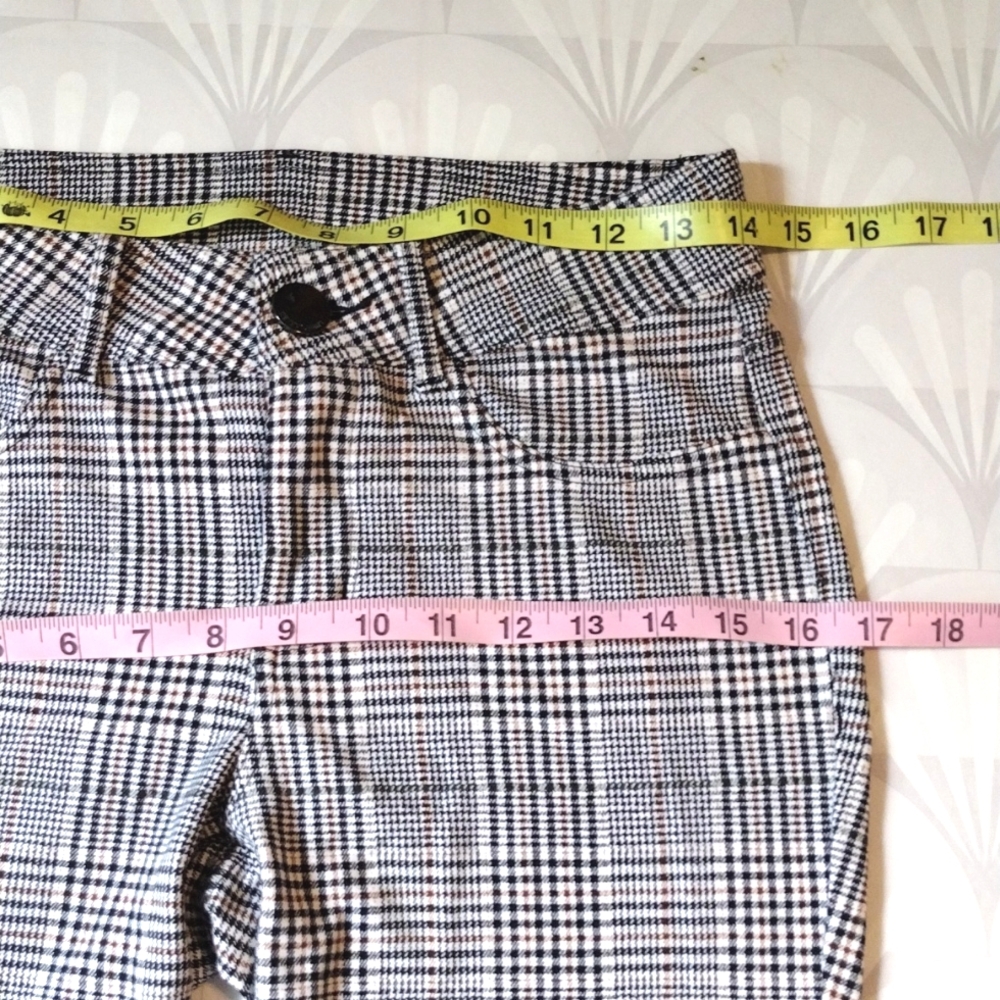 $5 Deal Seven7 plaid skinny pant - Picture 3 of 5